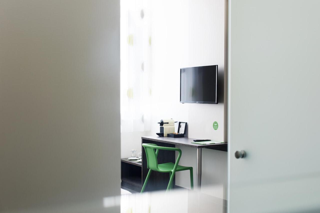 eee hotel Traun Buitenkant foto